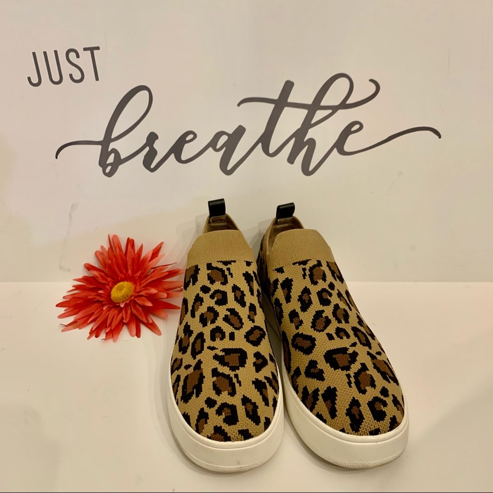 Steve Madden Beale Leopard Sneakers Size 8.5 M